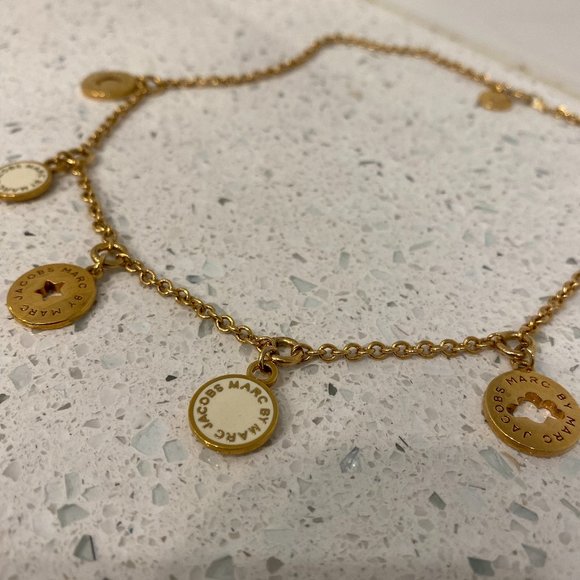 marc jacobs charm necklace